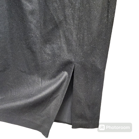Banana Republic Black Wool Blend Pencil Skirt With Slit Sz. 4 Professional  NWT - Picture 5 of 9